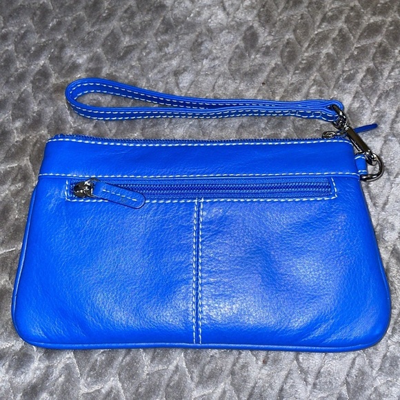 ili New York Genuine Leather wristlet.  NWOT. - Picture 4 of 6